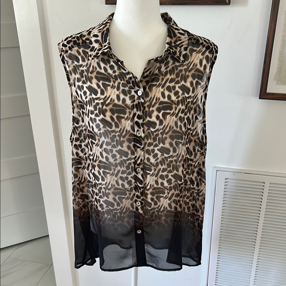 Chico’s Leopard Print Sleeveless Blouse